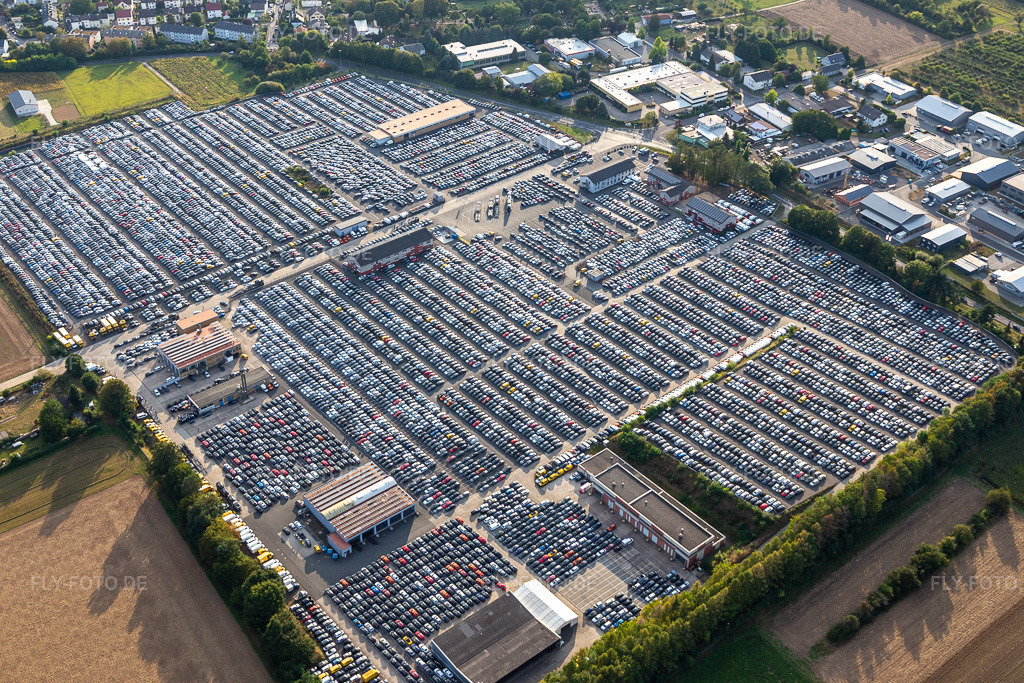 Luftbild: Autokontor Bayern im Ortsteil Kilianstädten in Schöneck im Bundesland Hessen in Deutschland. Foto: IMG_117500.jpg vom 10.09.2019 durch Werner Riehm/FLY-FOTO.de