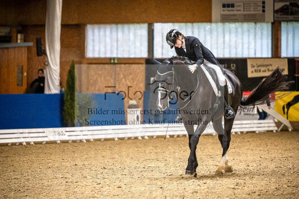 DOS_0679 | Entdecke hochwertige Reitturnierfotos von Foto Oger. Professionell, emotional und authentisch – jetzt Lieblingsmomente im Shop bestellen.Deutschlandweite Turnierfotografie. - Realisiert mit Pictrs.com