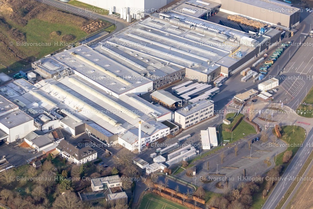 Luftbild Moers-8192 | Luftbildfotografie Gebäude und Produktionshallen auf dem Lebensmittelhersteller- Werksgelände " Niederrhein-GOLD Tersteegen GmbH & Co. KG " an der Holderberger Straße in Moers im Bundesland Nordrhein-Westfalen, Deutschland - Realisiert mit Pictrs.com