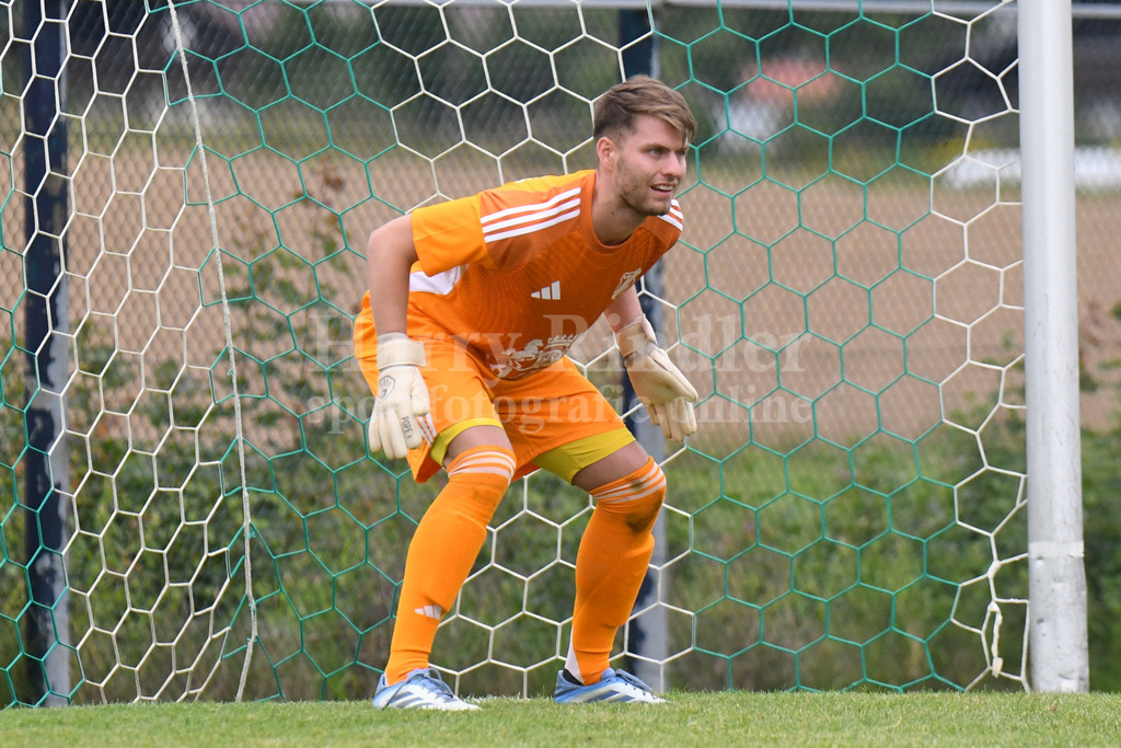 SpVgg Ruhmannsfelden : TSV Mauth | Sebastian Grübl  (SpVgg Ruhmannsfelden) - Realisiert mit Pictrs.com