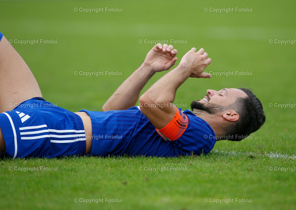 A_LUI_130925_37 | SPORT FUSSBALL LT1 OOE LIGA ASKOE OEDT 1B-UNION EDELWEIß LINZ 13.09.2025 IM BILD:  (OEDT1B) UND ADILALD DIZDAREVIC  (EDLWEIßLINZ) VERSENKT DEN BALL ZUM 3:1 INS EIGENE TORFOTO:FOTOLUI