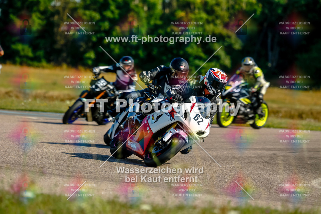 Chambley Juli-0317 | Hier findet Ihr Bilder von Touristenfahrten auf der Nürburgring Nordschleife oder von anderen Veranstaltungen die ich besucht habe. Viel Spass beim Durch Schauen 