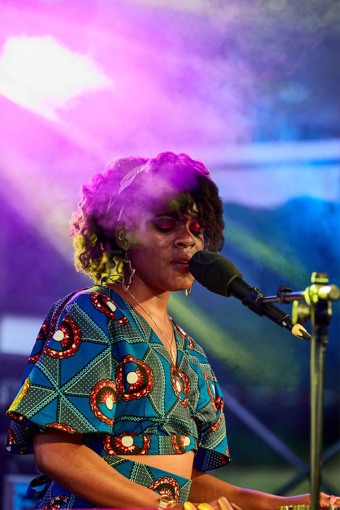 AfraKane_Vauban2022 13 | Stockfotos, Picsomania, MGM-Services, Michael Gerlach, Auftragsbilder, Auftragsarbeiten, Workshops, Shooting, Reisefotografie, Produktfotografie, Foodfotografie, Hochzeitsfotografie, Saarland, Fotografin, Fotograf, Hochzeitsbilder, Saarlouis, Hundeshootin