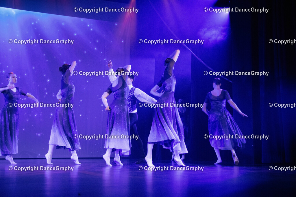 GPHY3392 | DanceGraphy - Realisiert mit Pictrs.com