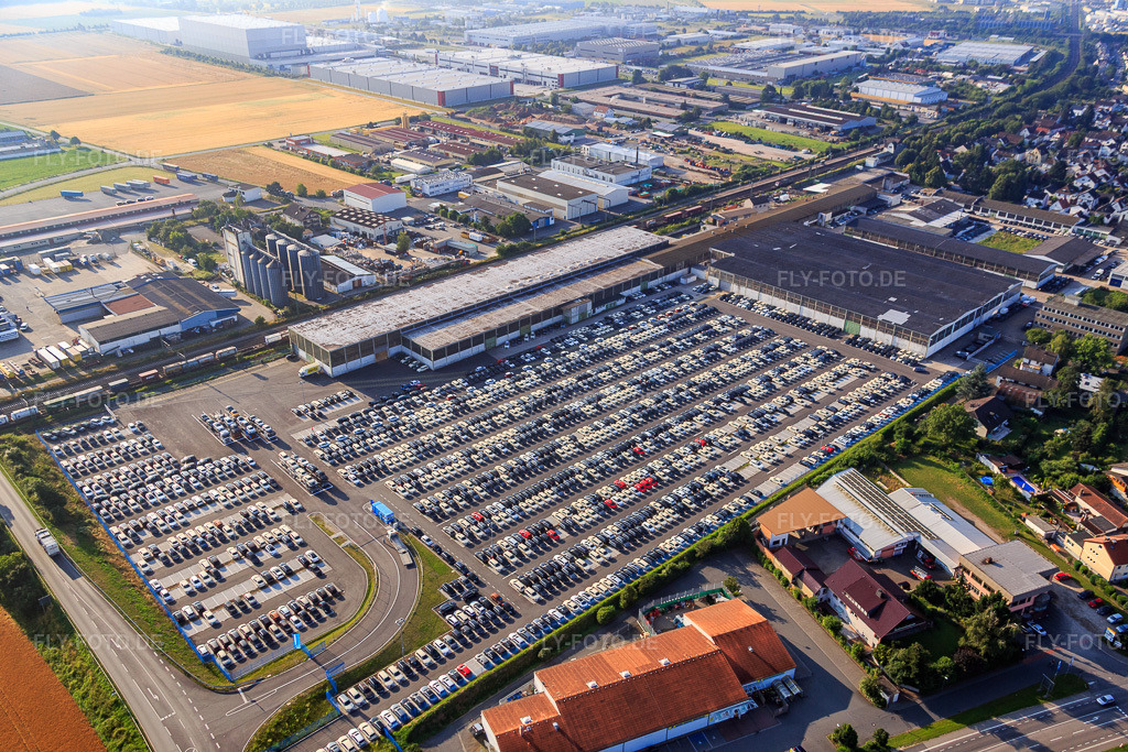 Luftbild: Frankenbach Automobil Logistik GmbH in Biebesheim am Rhein im Bundesland Hessen in Deutschland. – Foto: IMG_091369.jpg vom 07.07.2016 durch Werner Riehm/FLY-FOTO.de – Auflösung des Originals: 5472 x 3648 px – Frankenbach | www.Frankenbach.com, Spedition, Lager, Automobil Logistik, Zoll & Compliance, Container Service, Container Terminal, Automobil Logistik, Kautschuklogistik, Luftfracht, Seefracht, Container Mieten & Kaufen
