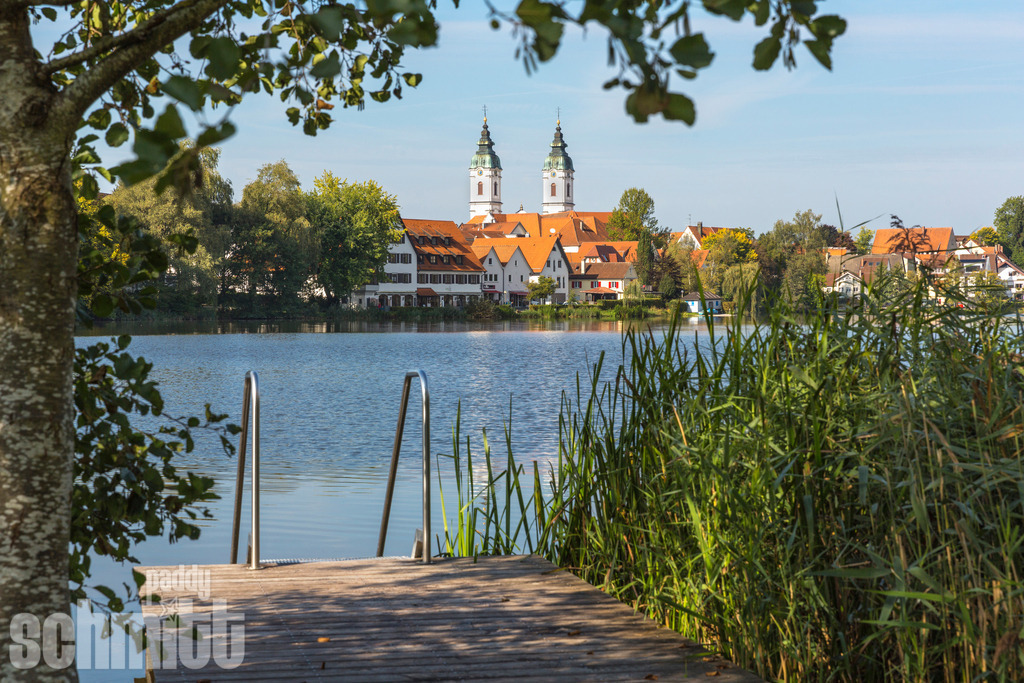 PS-Bad-Waldsee-2026-01 | Entdecke die größte Bildgalerie der Region mit Fotografien aus dem Allgäu, der Bodenseeregion, Oberschwaben, dem Donautal und der Schwäbischen Alb. Landschaften, Luftaufnahmen und Reisefotografie als Wandbild und Fotokunst. - Realisiert mit Pictrs.com