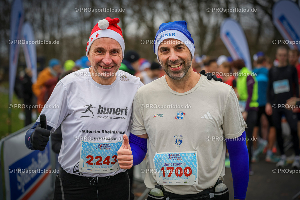 6. Bonner Nikolauslauf; Bonn, 14.12.2025 | Impressionen vom 6. Bonner Nikolauslauf am 14.12.2025 in Bonn (Nordrhein-Westfalen). 