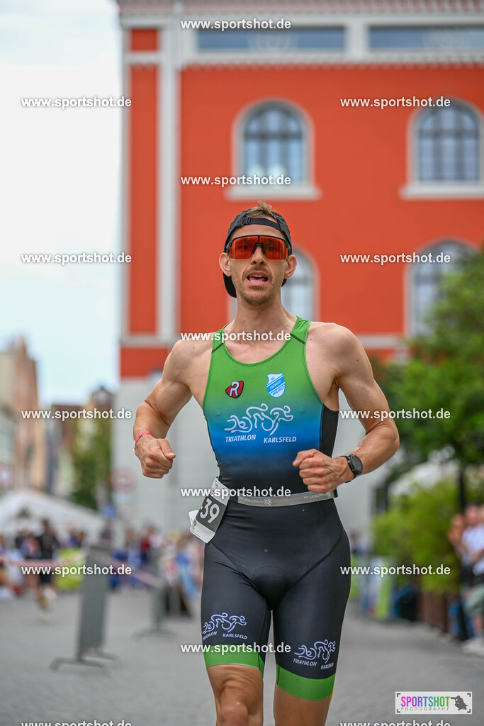 SZI_5789 | Stadttriathlon Erding 2025. #yourpictrs #sportshot_your_pictrs @Sportshotphotography #stadttriathlonerding Copyright: www.sportshot.de