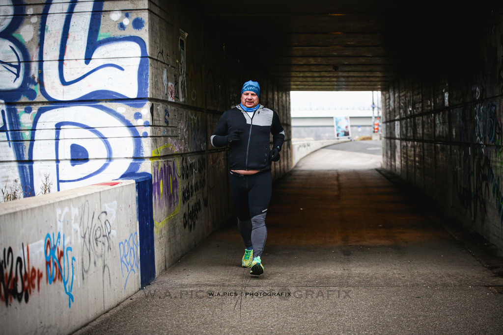 ..... | Linz, AUSTRIA,14. Dezember 25, ALOHA WINTERLAUF DEZEMBER 25 , Image shows: Photo: WAPICS / Andreas Willdoner