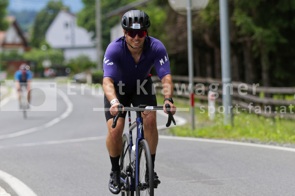 Klagenfurt 2026 | Jeffrey Bourdon (USA, 290) Ironman, Klagenfurt 2026,  Lambichl, Klagenfurt , Austria. Photo: Ernst Krawagner - Realisiert mit Pictrs.com
