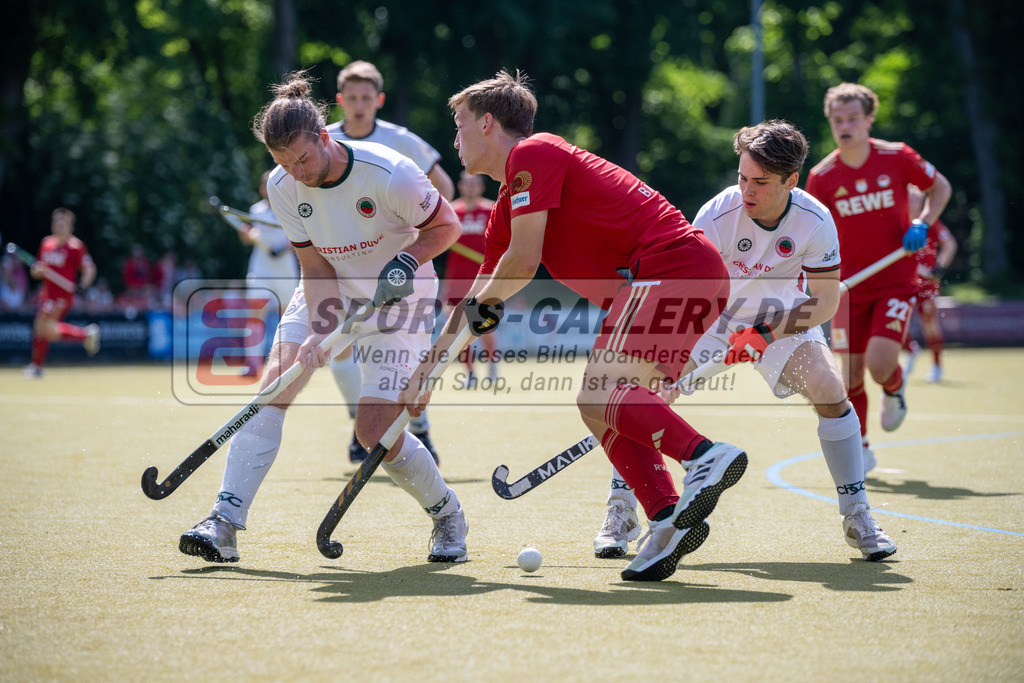 SFE_20240511_0134 | Köln, Deutschland, 11.05.2024:  in Aktion waehrend des Spiels der Feldhockey 1. Bundesliga Herren zwischen VF 2/2 Crefelder HTC - Rot Weiss Köln im KTHC Stadion Rot-Weiss Köln Tennis and Hockey Club am 11.05.2024 in Köln, Deutschland. (Foto von Stephan Fehrmann)

Köln, Germany, 11.05.2024:  in action during the game of Feldhockey 1. Bundesliga Herren between VF 2/2 Crefelder HTC - Rot Weiss Köln in KTHC Stadion Rot-Weiss Köln Tennis and Hockey Club at 11.05.2024 in Köln, Deutschland. (Foto from Stephan Fehrmann)