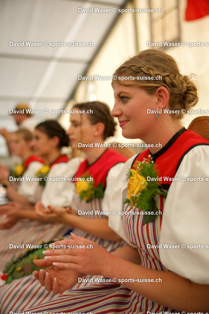 250622 Les demoiselles d_honneur  BERGSCHWINGET SCHWARZSEE LAC-NOIR 22.06.2025 www.sports-suisse.ch | sports-suisse.ch