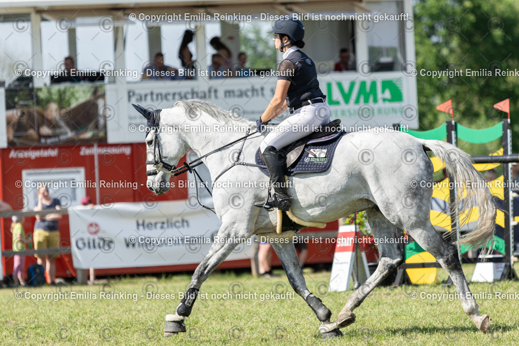 CL5A5070 | Emilia Reinking Fotografie - Realisiert mit Pictrs.com