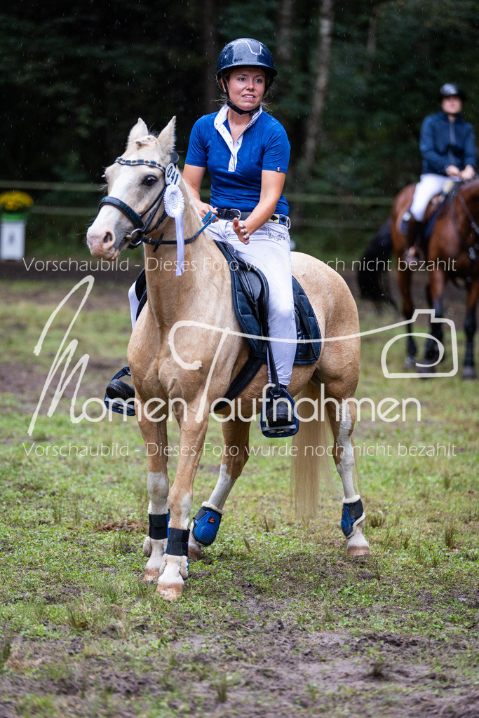 HB-JaD-048 | MomenTaufnahmen Pferdesportfotos