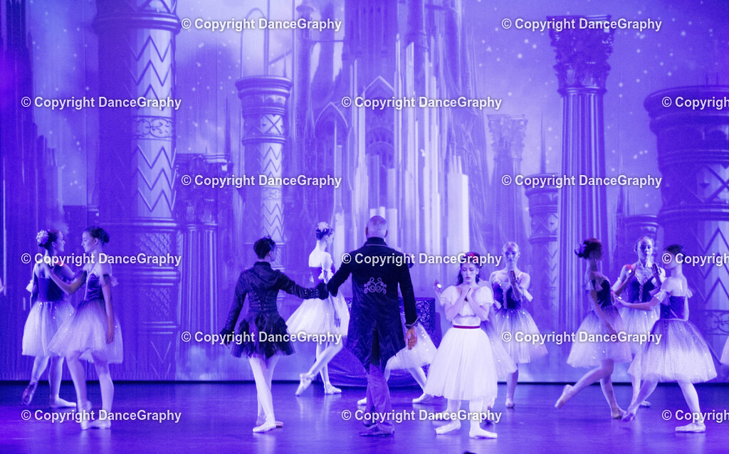 GPHY1518 | DanceGraphy - Realisiert mit Pictrs.com