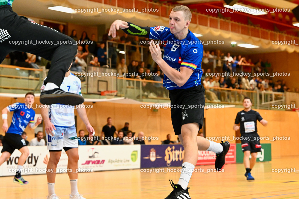 SC Ferlach vs. HC Linz AG 11.10.2023 | #8 KNAPP Simon SC Ferlach, SC Ferlach vs. HC Linz AG 11.10.2023, SC Ferlach vs. HC Linz AG am 11.10.2023 in Ferlach (Ballspielhalle Ferlach), Austria, (Photo by Bernd Stefan)