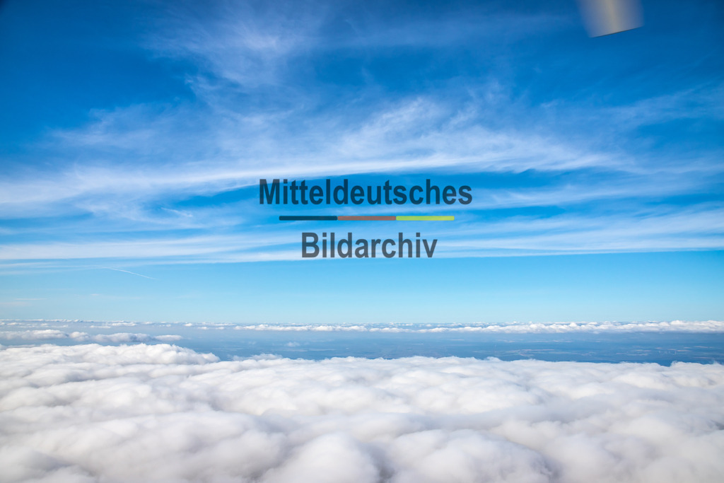 über den Wolken-4057 | über den Wolken - Realisiert mit Pictrs.com