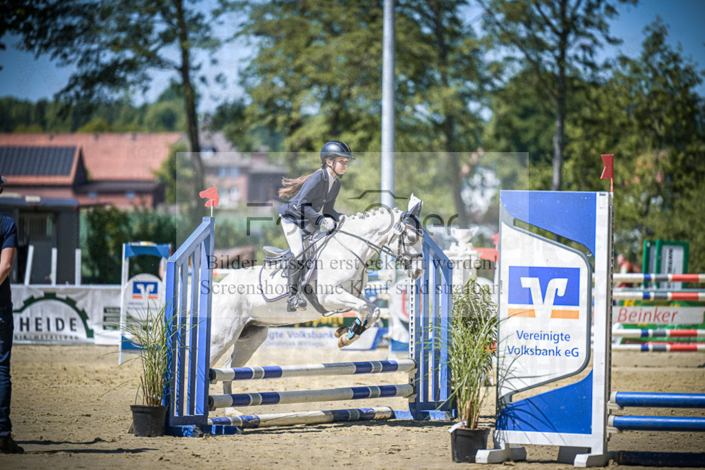 DOS_9476 | Entdecke hochwertige Reitturnierfotos von Foto Oger. Professionell, emotional und authentisch – jetzt Lieblingsmomente im Shop bestellen.Deutschlandweite Turnierfotografie. - Realisiert mit Pictrs.com