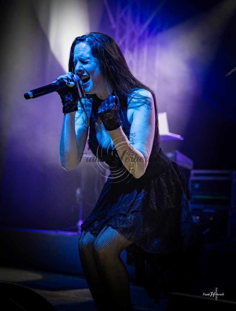 A Night In Temptation 07.02.2026 Geiselwind  | Frank Herberich Fotografie, Frank Herberich, Fotografie, Hochzeit, Portrait, St. Peter Ording, Ording, Westerhever, Nordsee, Frank Fotografie, Hardheim,  Odenwald,Walldürn, Band,Eventfotografie - Realisiert mit Pictrs.com