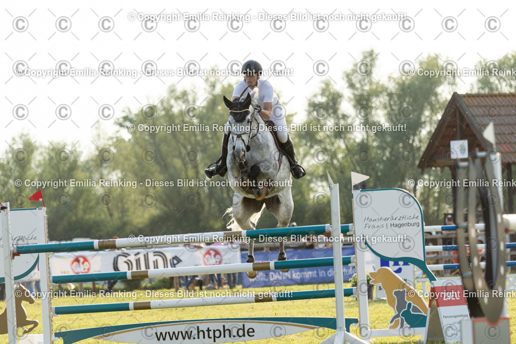 CL5A1255 | Emilia Reinking Fotografie - Realisiert mit Pictrs.com