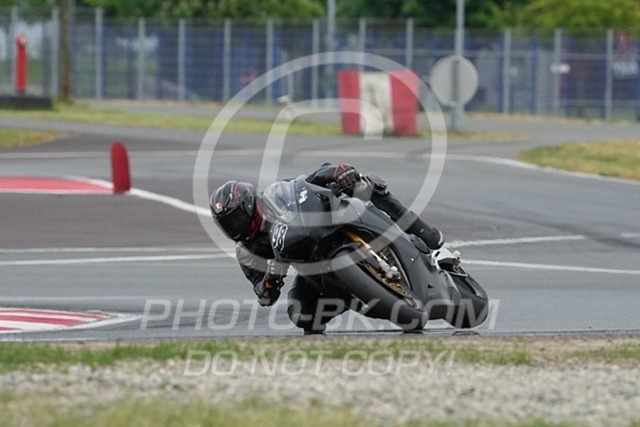 2024_05_16_PBK_18761 | Sportfotografie; SlowMotion; Video; Rennstrecke; Hafeneger; Speer; Racing; RSE; BMW; CBO; Trackday; Motorsportarena; Hockenheimring; Brno; Most; Barcelona; Valencia