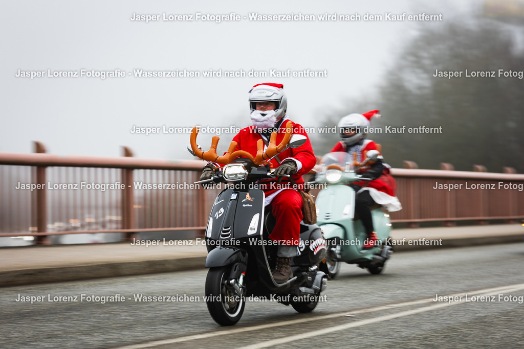 X-Mas Ride I Kiel I 2025 | Jasper Lorenz Fotografie - Realisiert mit Pictrs.com