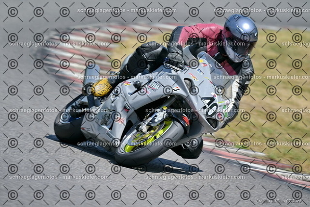 25bt04-1036 | markuskiefer.com - Realisiert mit Pictrs.com
