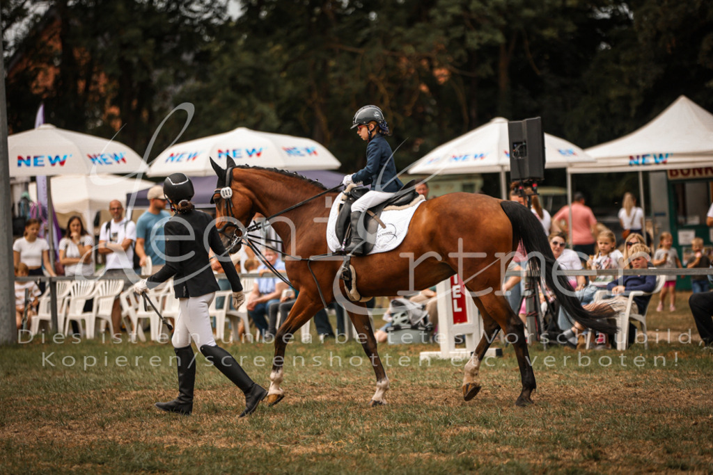 01.SoFZ00013 | Leoni Ertmer Photography - Realisiert mit Pictrs.com