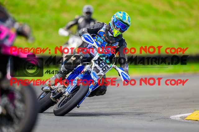 MaZZes_FotoMatrix_240623_6007705_5472 | UE40