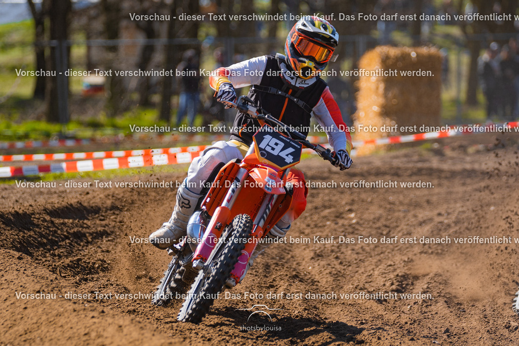 20260406_MSCHänchen-0192 | Sportfotografin aus Berlin-Brandenburg mit Fokus auf Motocross. Ich halte deine sportliche Leistung und echte Emotionen auf und neben der Strecke professionell fest. Entdecke die Fotos von deinem Rennen und bestelle sie direkt hier im Shop.