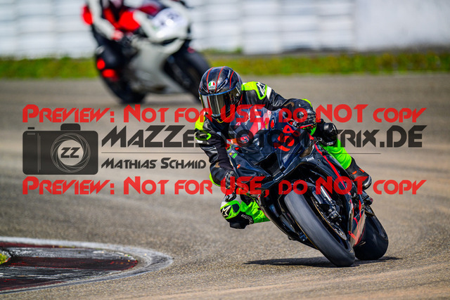 MaZZes_FotoMatrix_240910_6007705_1950 | GRUEN