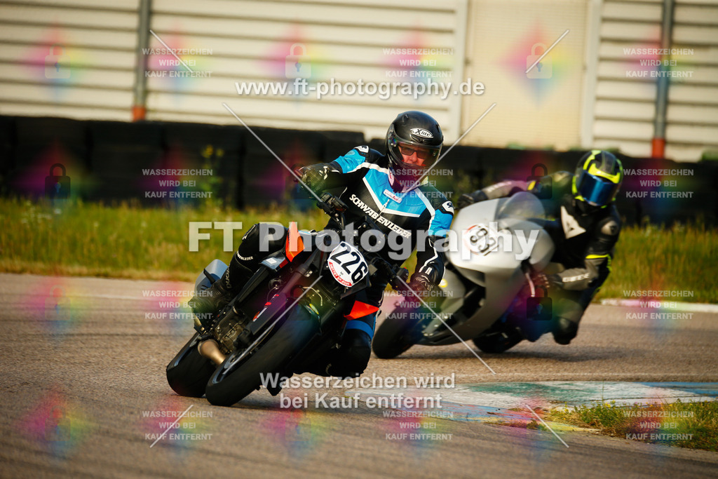 _MOT5173 | Hier findet Ihr Bilder von Touristenfahrten auf der Nürburgring Nordschleife oder von anderen Veranstaltungen die ich besucht habe. Viel Spass beim Durch Schauen 