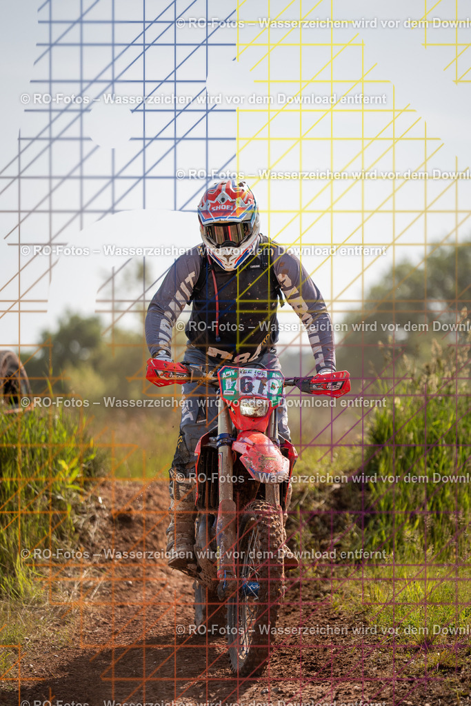 Wolfshausen 4 Lauf -929 | Sportfotografie von RO-Fotos: Motorsport, Motocross, Enduro, Laufveranstaltungen und Triathlon. Professionelle Fotos von Sportlern und Events. - Realisiert mit Pictrs.com