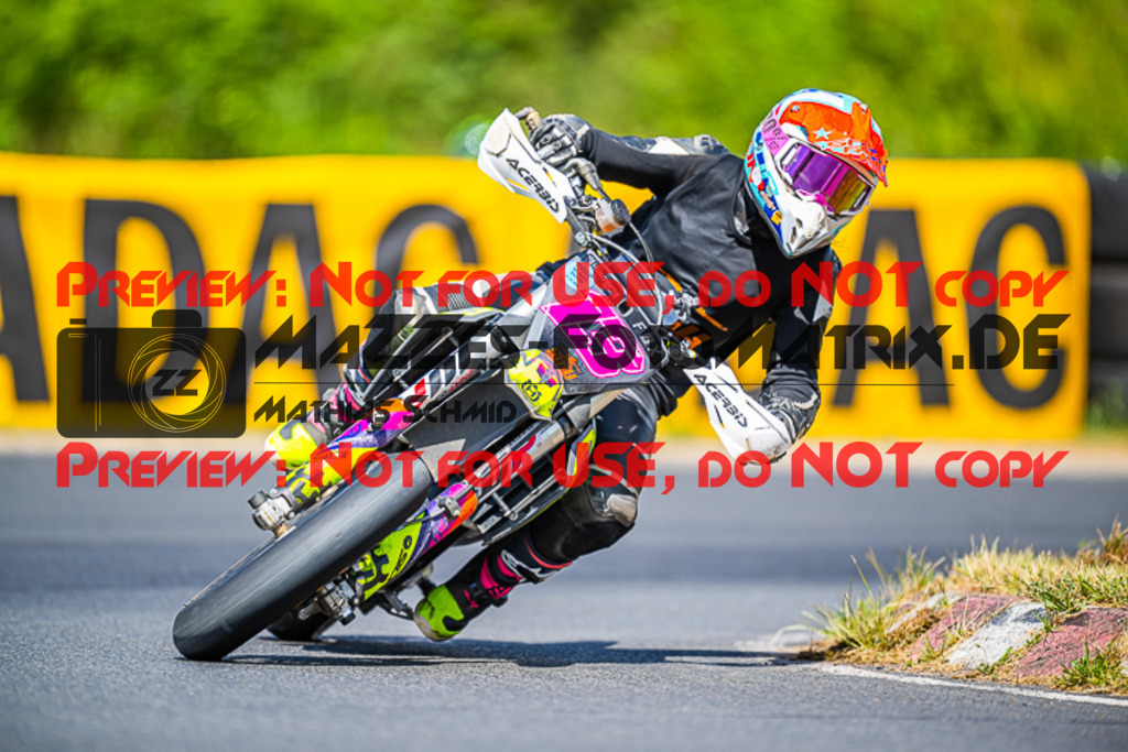 MaZZes_FotoMatrix_220528_2089 | Fotograf Mathias Schmid
Sportfotograf,
Eventfotograf,
Hochzeitsfotograf,
Portraitfotograf