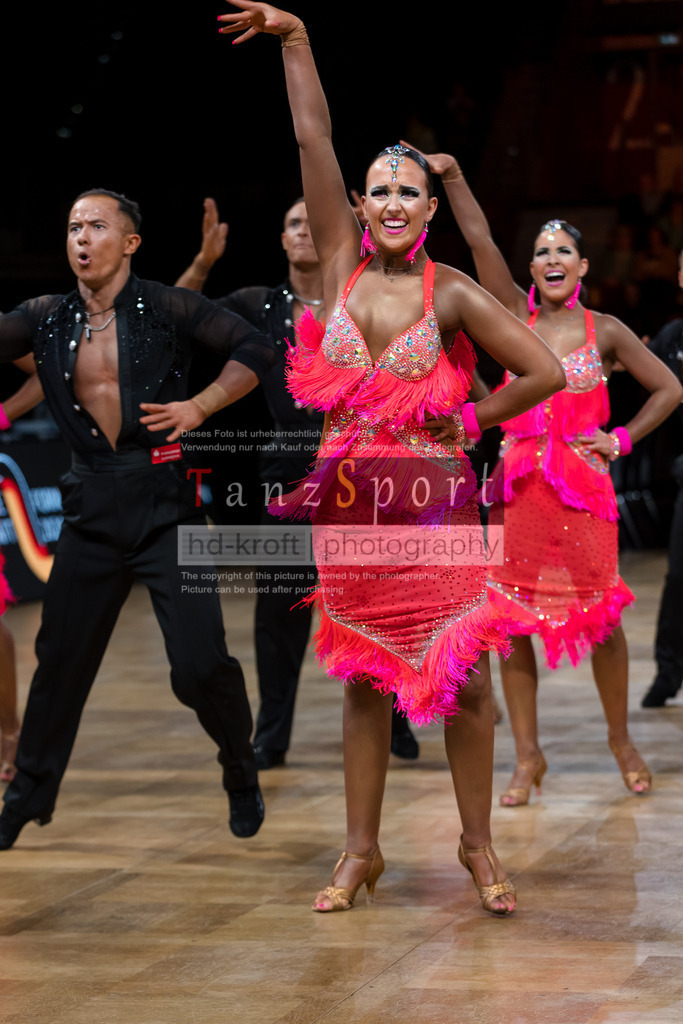 20241109_DM-Formationen_Vorrunde_0603 | Tanzsportbilder, Standardtanz, Lateintanz, WDSF, DTV, LTVB, dancecomp, goc, hessen tanzt, blaues band der spree, walzer, tango, wiener walzer, slowfox, quickstepp, samba, rumba, cha-cha-cha, paso doble. jive, hd-kroft photography, turniertanzsport