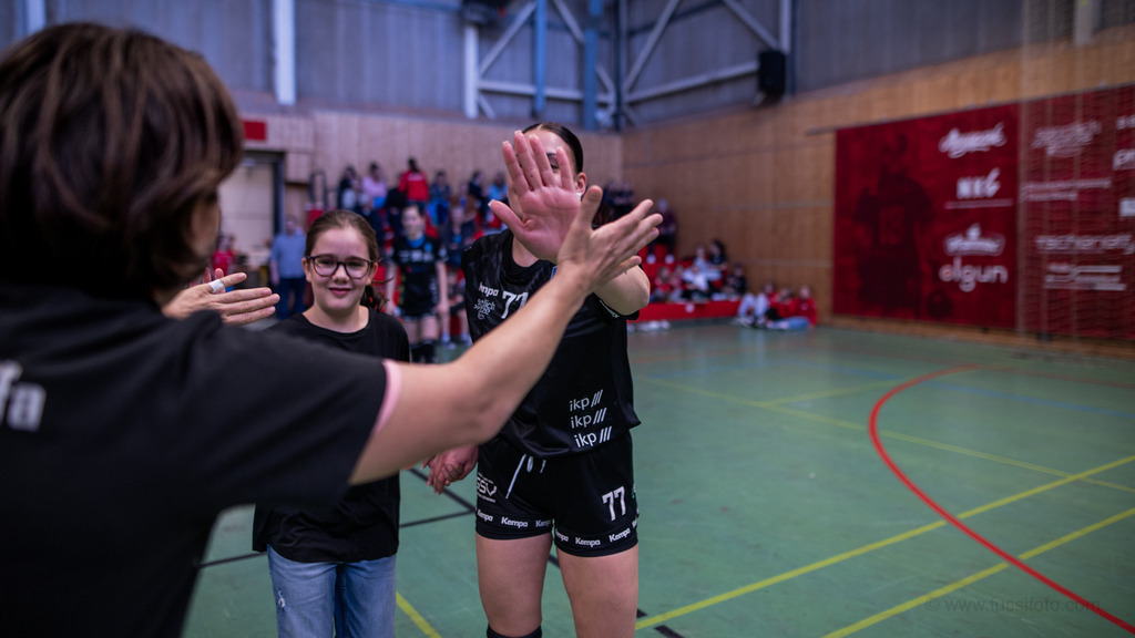 2025-04-26-ssv-fivers-038 | "Fussifoto.com – Ihr Ansprechpartner für hochwertige Fotografie! Entdecken Sie kreative Bilder und professionelle Dienstleistungen. Kontaktieren Sie uns für Ihre Projekte!"