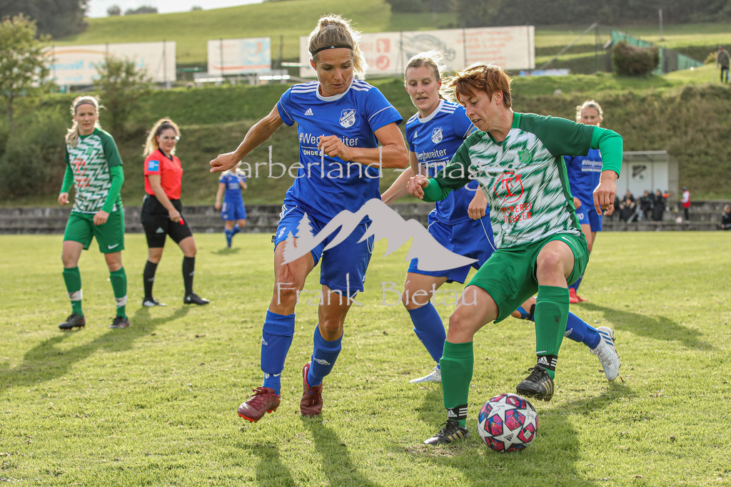 OE7A0466 | v.l. Karin Friedrich, Christina Heigl, hinten Stefani Nirschl