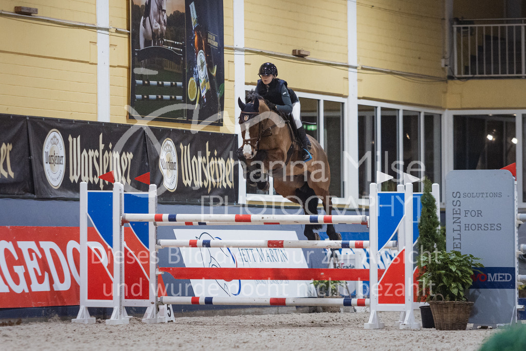 230211_Warstein_S1-StilSpr-391 | Deine schönsten Turniermomente als professionelle Fotos! Entdecke hochwertige Pferdesport-Fotografie im Online-Shop. Jetzt Fotos finden & bestellen!