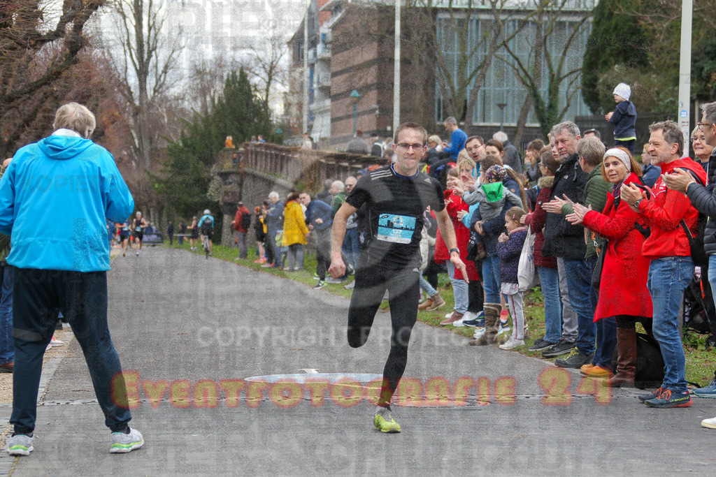 221231_1148_EV4_7637 | Sportfotografie im Rhein-Sieg Kreis, Köln, Bonn, NRW, Rheinland Pfalz, Hessen, etc. Unser Tätigkeitsfeld umfasst den Laufsport vom Volkslauf über den Marathon, Duathlon, Triathon bis zum Ultralauf wie Kölnpfad Ultra oder Schindertrail.