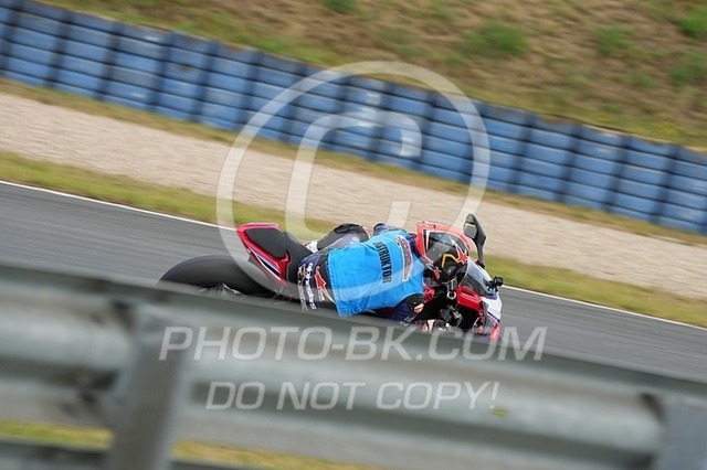 2025_08_30_PBK_22118 | Sportfotografie; SlowMotion; Video; Rennstrecke; Hafeneger; Speer; Racing; RSE; BMW; CBO; Trackday; Motorsportarena; Hockenheimring; Brno; Most; Barcelona; Valencia