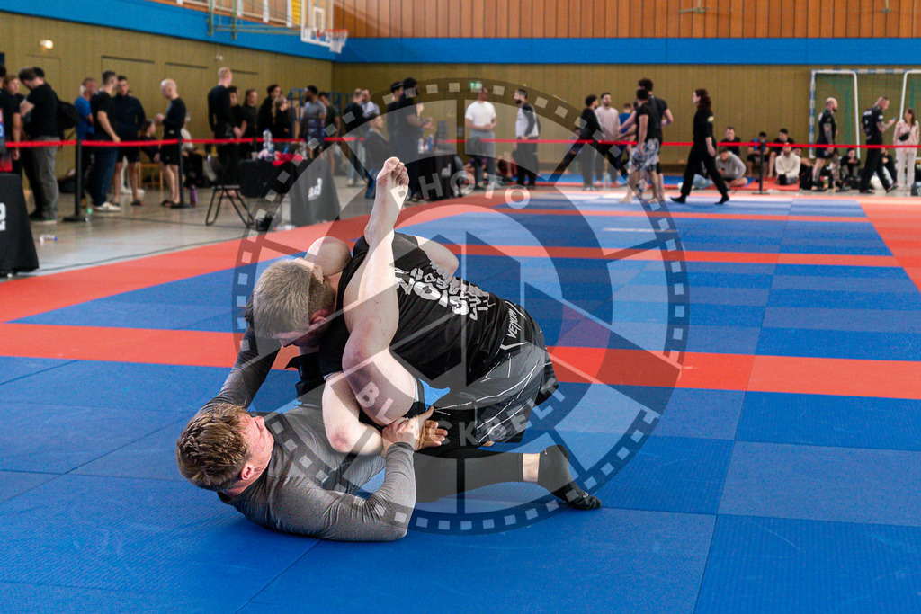 20250510PBB4199 | Athletes compete during the JJLG Berlin Open Jiu-Jitsu Championship on May 10, 2025 in Berlin, Germany. © Chiara Dazi / photoblackbelt