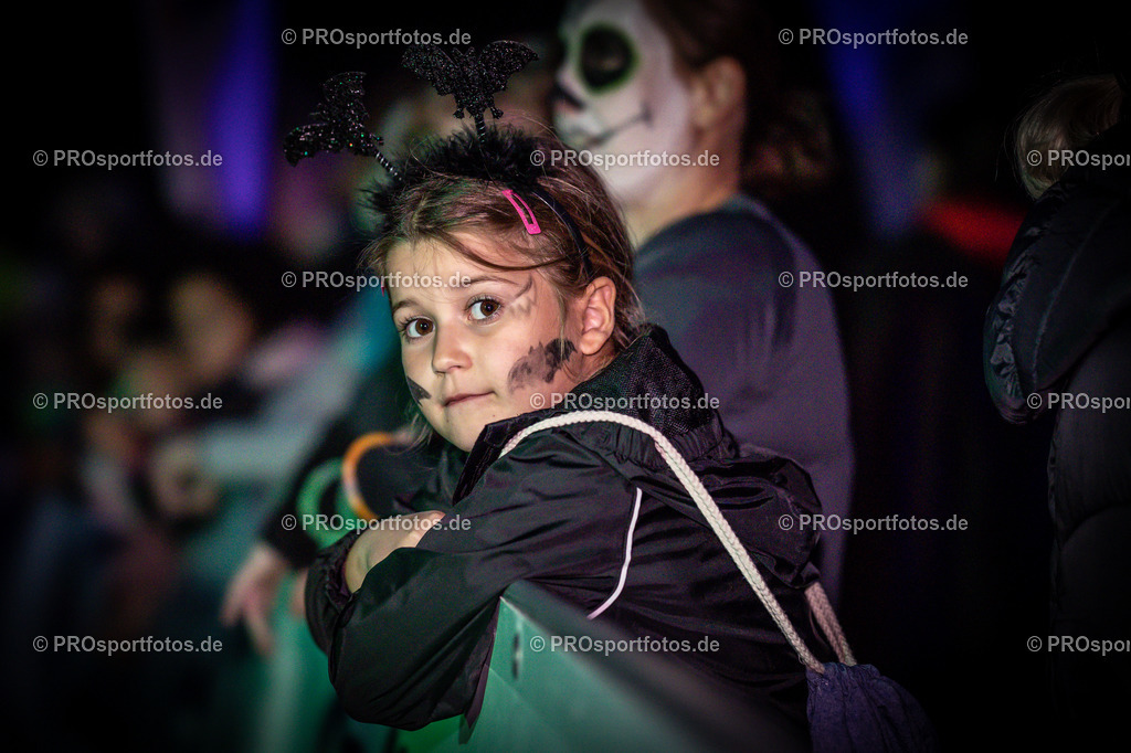 Halloween Run 2022 in Koeln, 31.10.2022 | Impressionen vom Halloween Run 2022 am 31.10.2022 in Koeln (Forstbotanischer Garten Rodenkirchen). Foto: BEAUTIFUL SPORTS/Axel Kohring