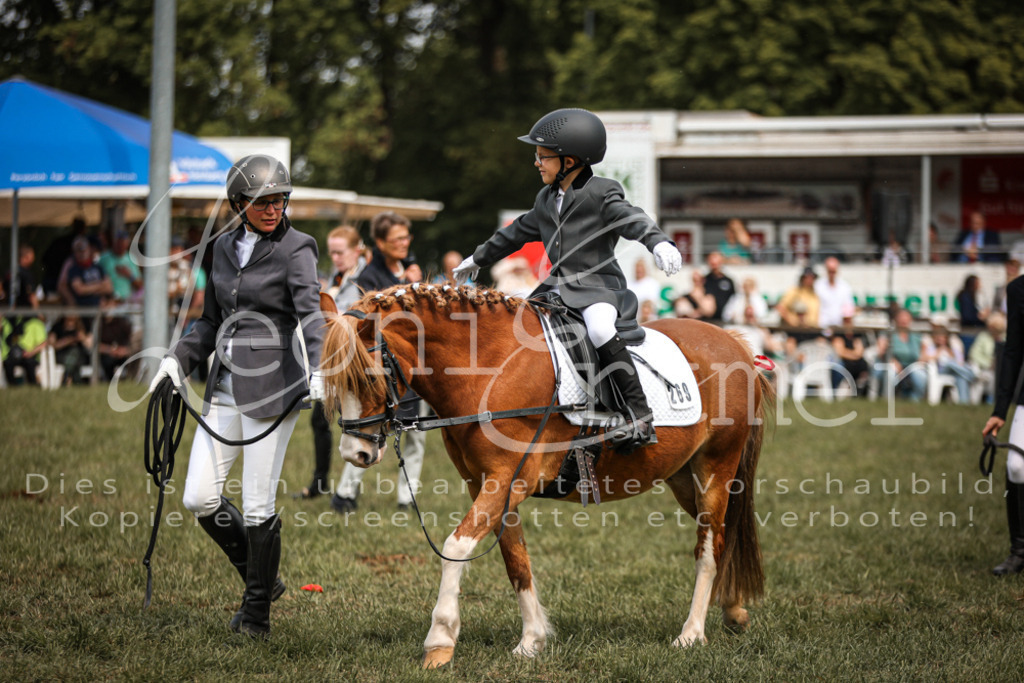 1.SoFZ00081 | Leoni Ertmer Photography - Realisiert mit Pictrs.com