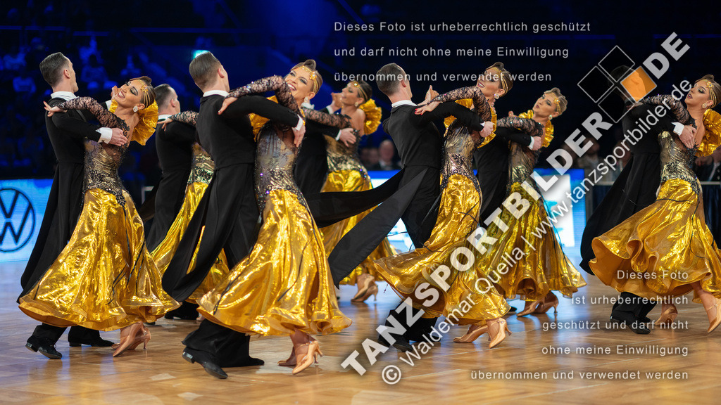 20251206-02614 | Hier finden Sie Tanz Bilder vom Latein und Standard Formationen tanzen. Sportbilder vom Tanzsport. Schöne Fotos und von Weltmeisterschaft, Europameisterschaft, Bundesliga, Regionalliga, Oberliga und Landesliga sowie von GOC Stuttgart, DanceComp, WM Bremen