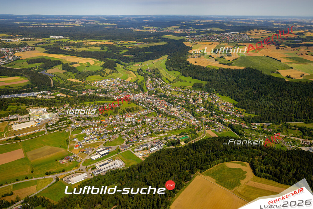 Das Luftbild zeigt :  Glatten - Die Luftaufnahme wurde 2024 vom UL-Flugzeug aus erstellt ( keine Drohne ) - Hochauflösende Luftaufnahme - Für grossformatige Ausdrucke geeignet. Die Geschenkidee !Mit Lizenz und Bildrechte bestellbar