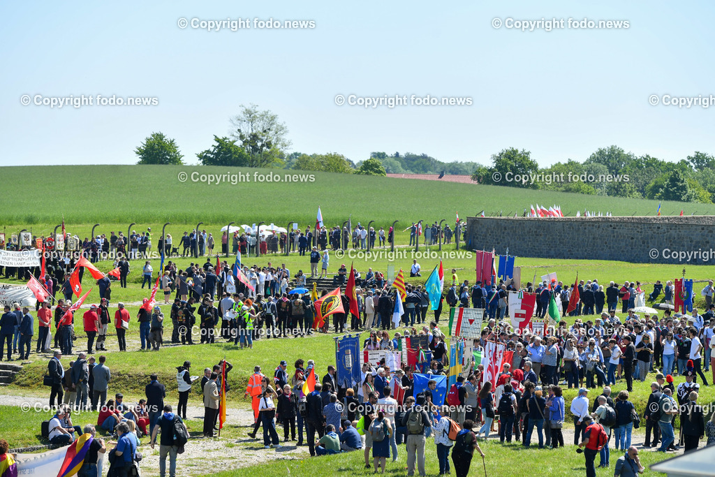Internationale Gedenk- und Befreiungsfeier Gedenkstaette Mauthausen 2022_ 15.05.2022-96 | 15.05.2022, Mauthausen, AUT, Internationale Gedenk- und Befreiungsfeier Gedenkstaette Mauthausen 2022, im Bild Besucher der Gedenkfeier, div. Delegation// International Liberation Ceremony 2022, Mauthausen CC Memorial 2022/05/15