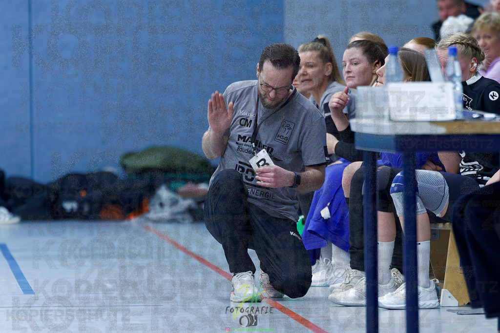 Handball Frauen Oberliga Mitte, HSG Eibelshausen/Ewersbach - HSG Lumdatal | Handball Frauen Oberliga Mitte, HSG Eibelshausen/Ewersbach - HSG Lumdatal am 21.02.2026 in Dietzhölztal-Steinbrücken (Sporthalle am Hammerweiher)Photo © 2026 - Jörg Heinrich - Realisiert mit Pictrs.com