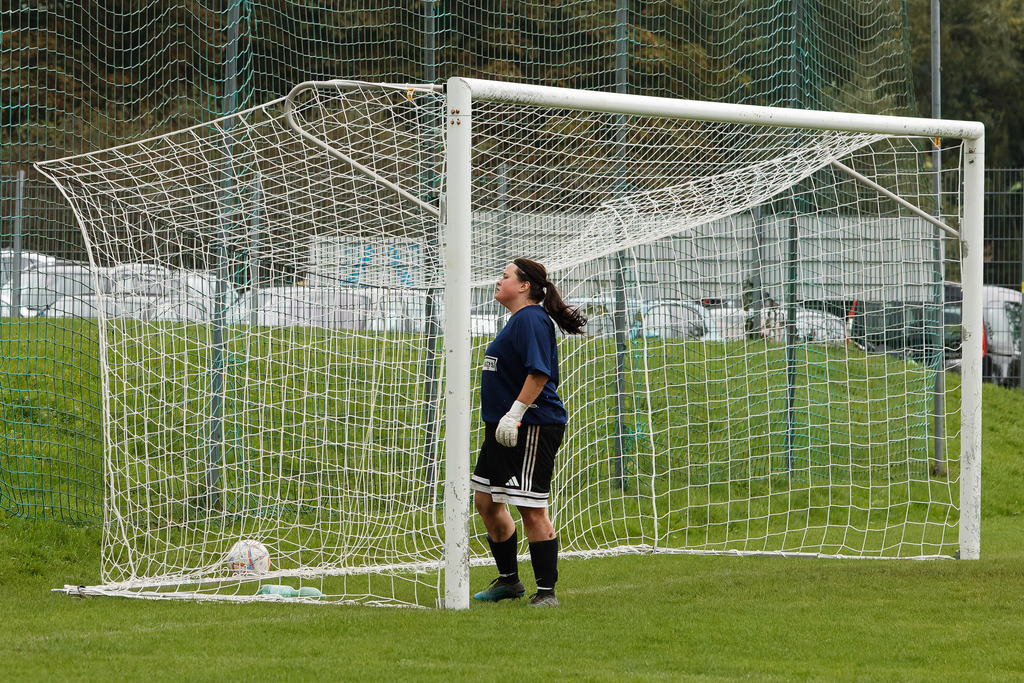 SVWFCH_250927_7659 | Fotopresso – Sportfotografie in Heidenheim & Umgebung. Professionelle Sportfotografie für unvergessliche Momente. Dynamische Action-Shots, emotionale Szenen & hochwertige Bilder. - Realisiert mit Pictrs.com