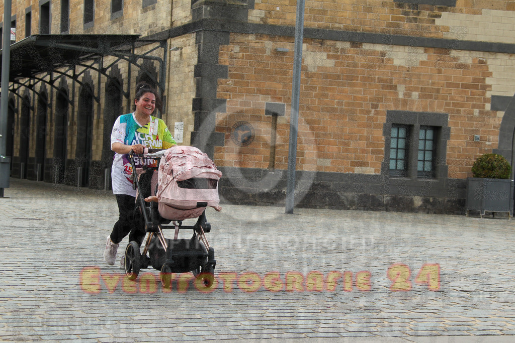 250920_1517_EV4_8393 | Sportfotografie im Rhein-Sieg Kreis, Köln, Bonn, NRW, Rheinland Pfalz, Hessen, etc. Unser Tätigkeitsfeld umfasst den Laufsport vom Volkslauf über den Marathon, Duathlon, Triathon bis zum Ultralauf wie Kölnpfad Ultra oder Schindertrail.