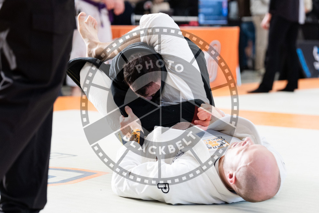 20251122PBB10907 | Athletes compete during the Grappling Industries Berlin Jiu-Jitsu and Grappling Championship, on November 22, 2025 in Berlin, Germany. © photoblackbelt